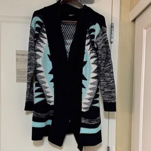 Southwest Sass Charlotte Russe Cardigan — Cozy, Bold & Ready to Slay (Size M)